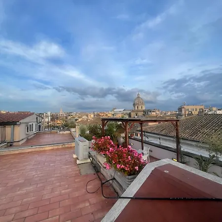Flower Apartment Rome