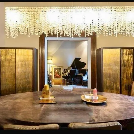 Daire Colosseo Flower Roma